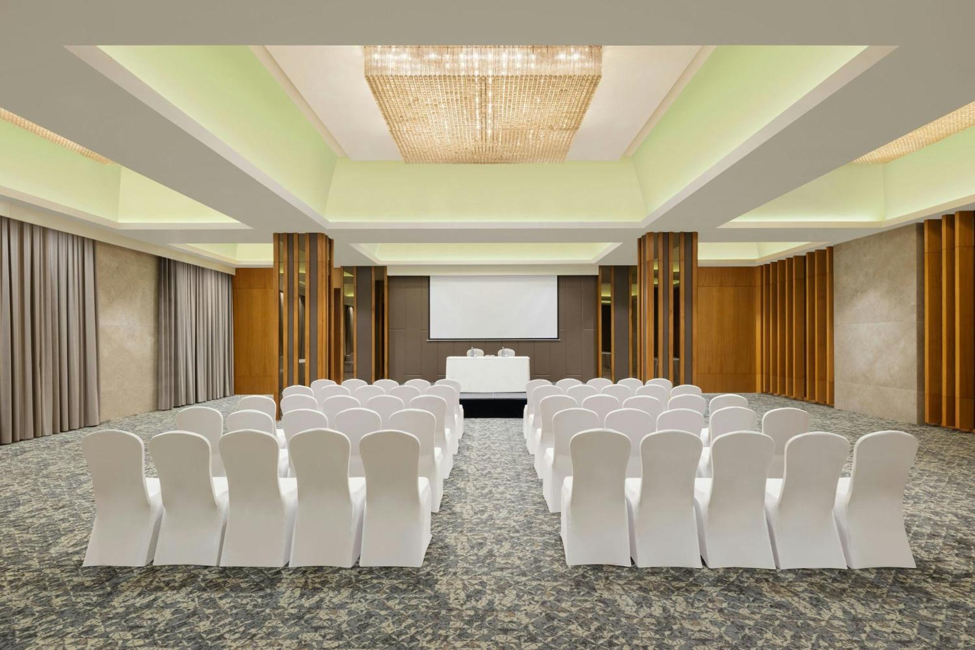 Hotel Fairfield By Marriott Amritsar Exterior foto